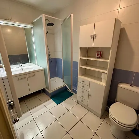 Grand Studio, Box Garage, Balcon ! Apartman *